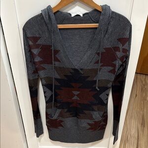 Women's Gray and Brown Patterned Sweater